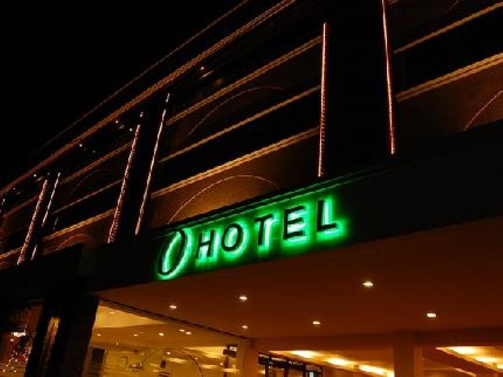 O Hotel Bacolod Exteriör bild
